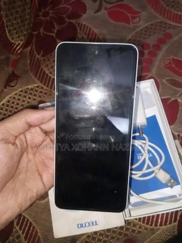 Tecno Camon 19 Neo 6+5/128 (Used)