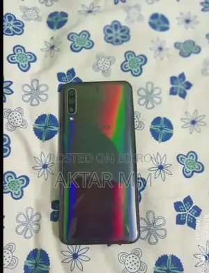Samsung Galaxy A50 . (Used)