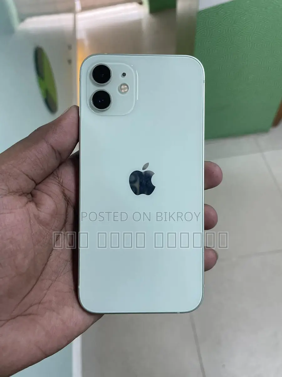 Apple iPhone 12 (Used)