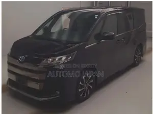 Toyota Noah SZ full load 2022