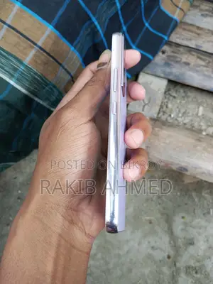 Samsung Galaxy S22 8/128 (Used)