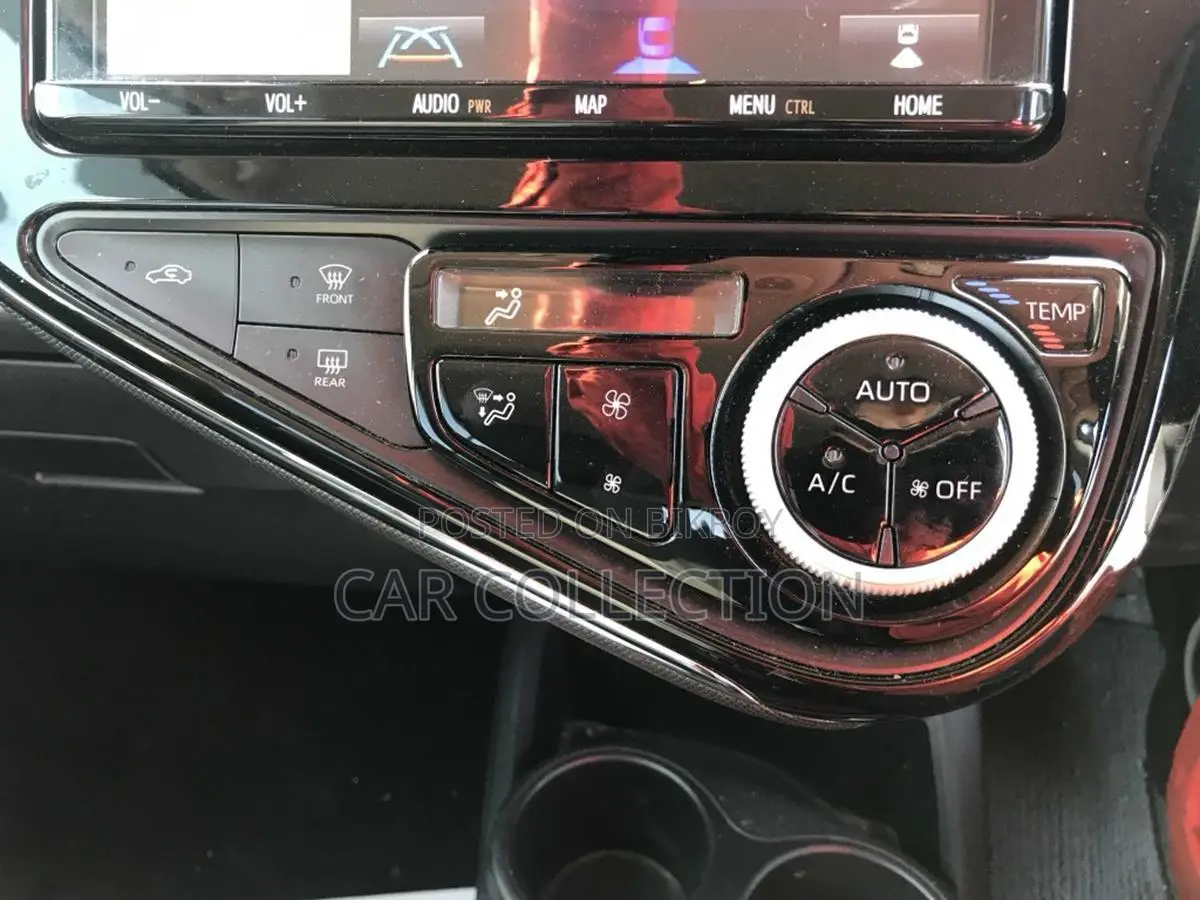 Toyota Aqua S-STYLE 2021