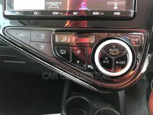 Toyota Aqua S-STYLE 2021