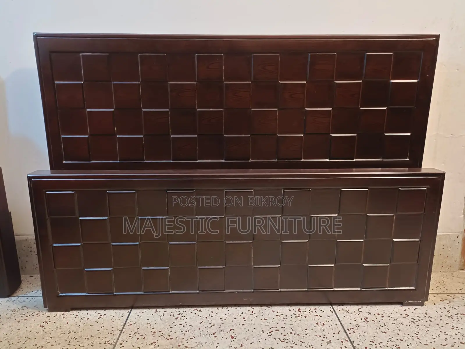 NEW BED 4/7 FEET. M # 442