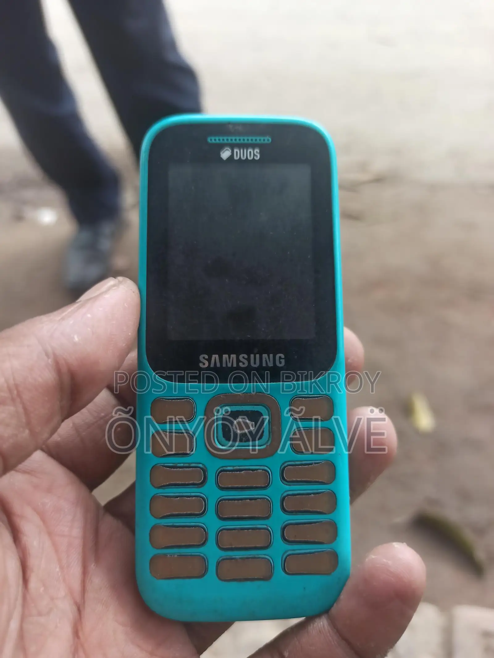 Samsung Guru Music 2 . (Used)