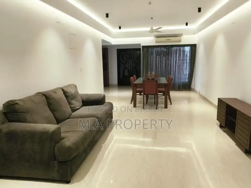 Fully Furniture 3-Bedroom 3200sft 2-Carpark Gulshan-2