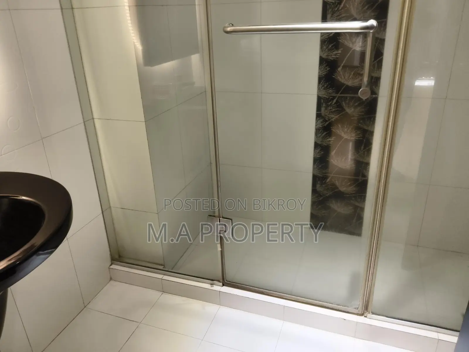 Fully Furniture 3-Bedroom 3200sft 2-Carpark Gulshan-2