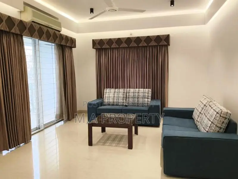 Fully Furniture 3-Bedroom 3200sft 2-Carpark Gulshan-2
