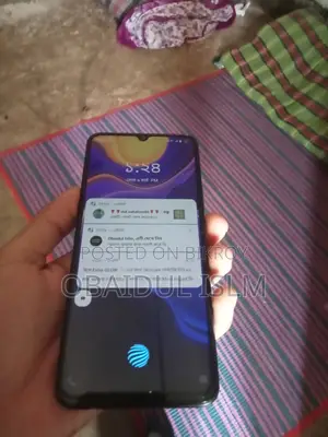 Vivo V20 (Used)