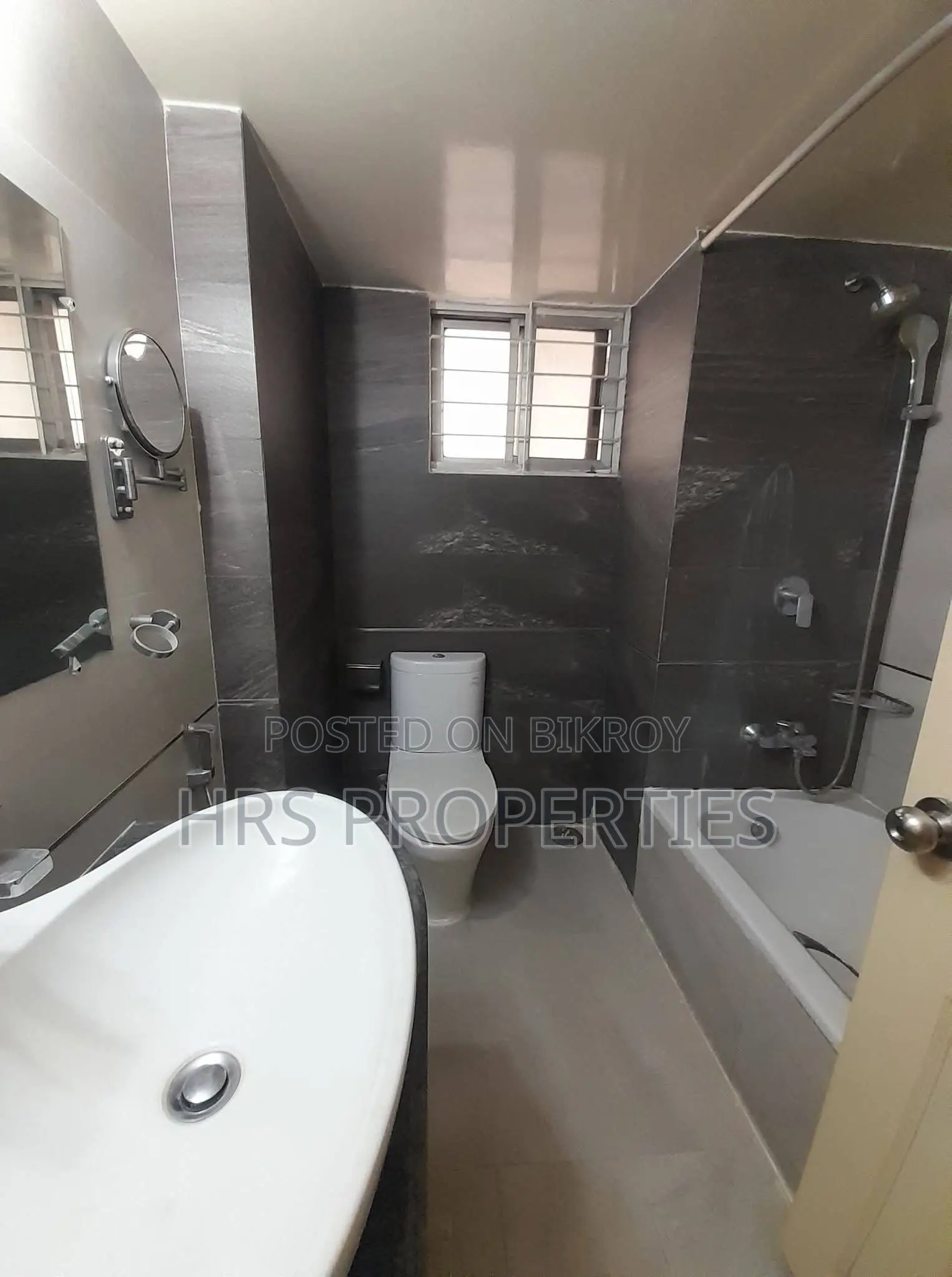 3-bedroom fully furnished flat for rent in Gulshan.