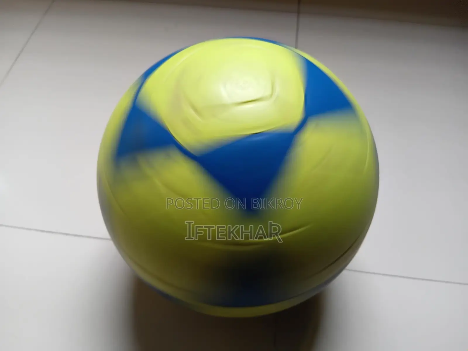 ফুটবল বিক্রয় করা হবে