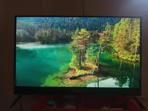 Global Smart TV 32"