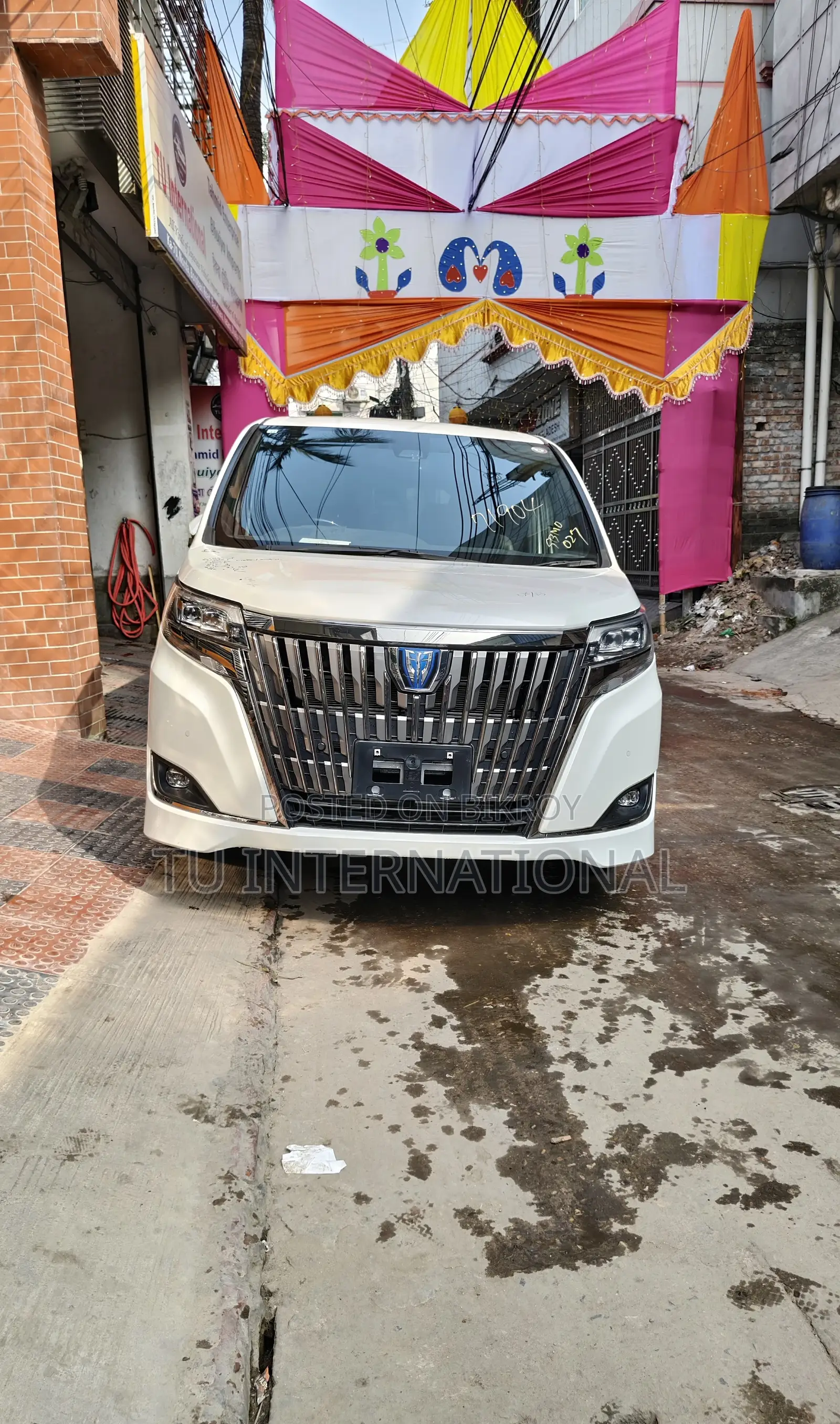 Toyota Esquire HV PUSH GI PREMIUM 2020