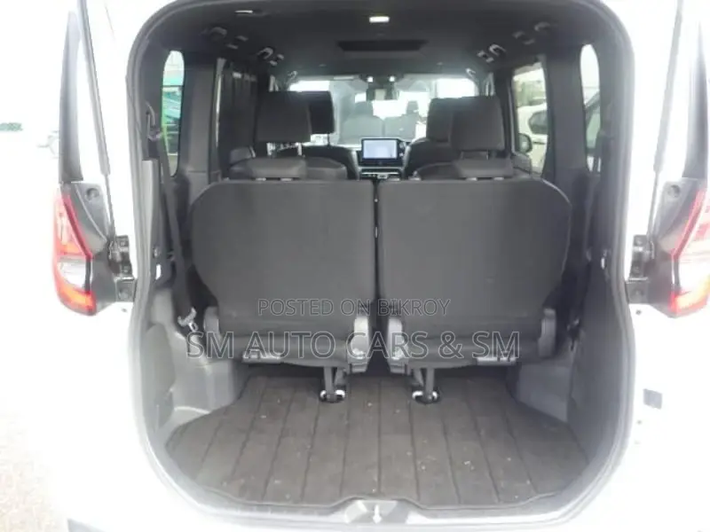 Toyota Noah Hybrid S-G Pearl 2022