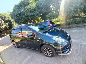 টয়োটা উইশ ৭ সিটার ২০০৪