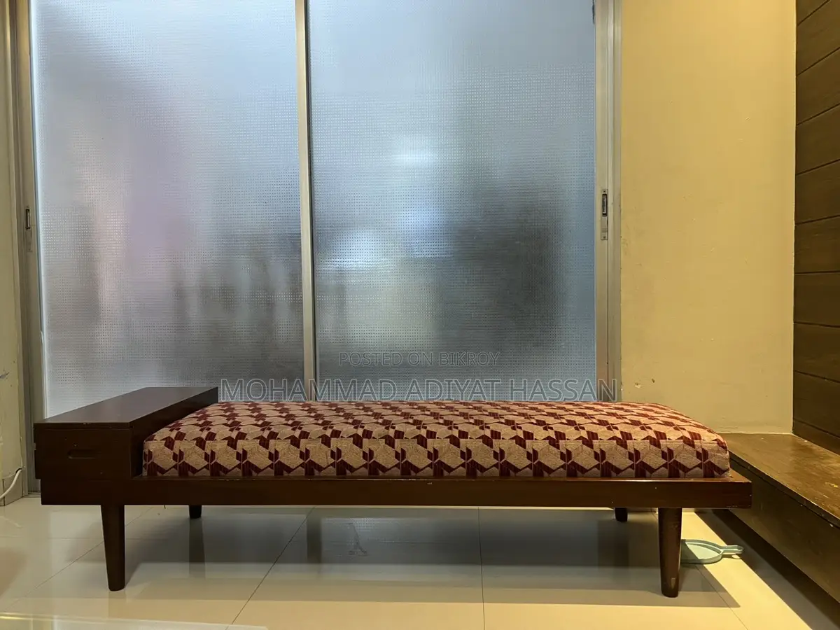 Divan Bed with Side Table | Good Condition
