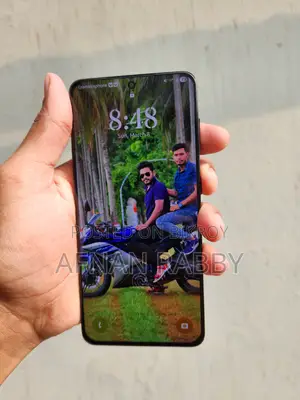 Samsung Galaxy S21 8/256 (Used)
