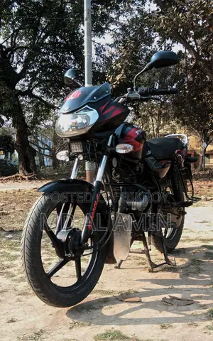 Bajaj Discover 135 . 2014
