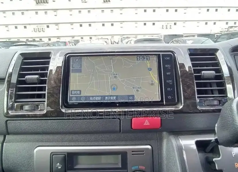 Toyota HiAce 2020 Pearl