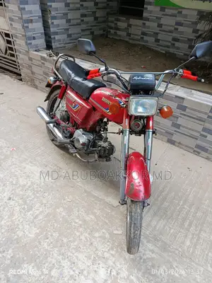 Honda CD . 1982