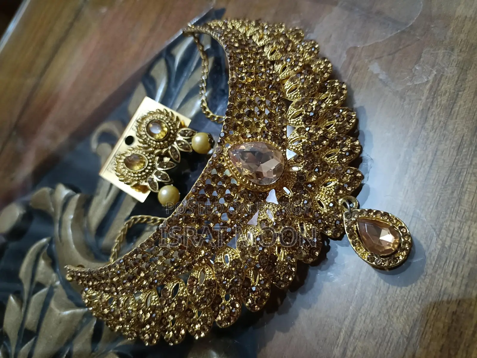 Beautiful Jewellery For Sale. Perfect Party Look.