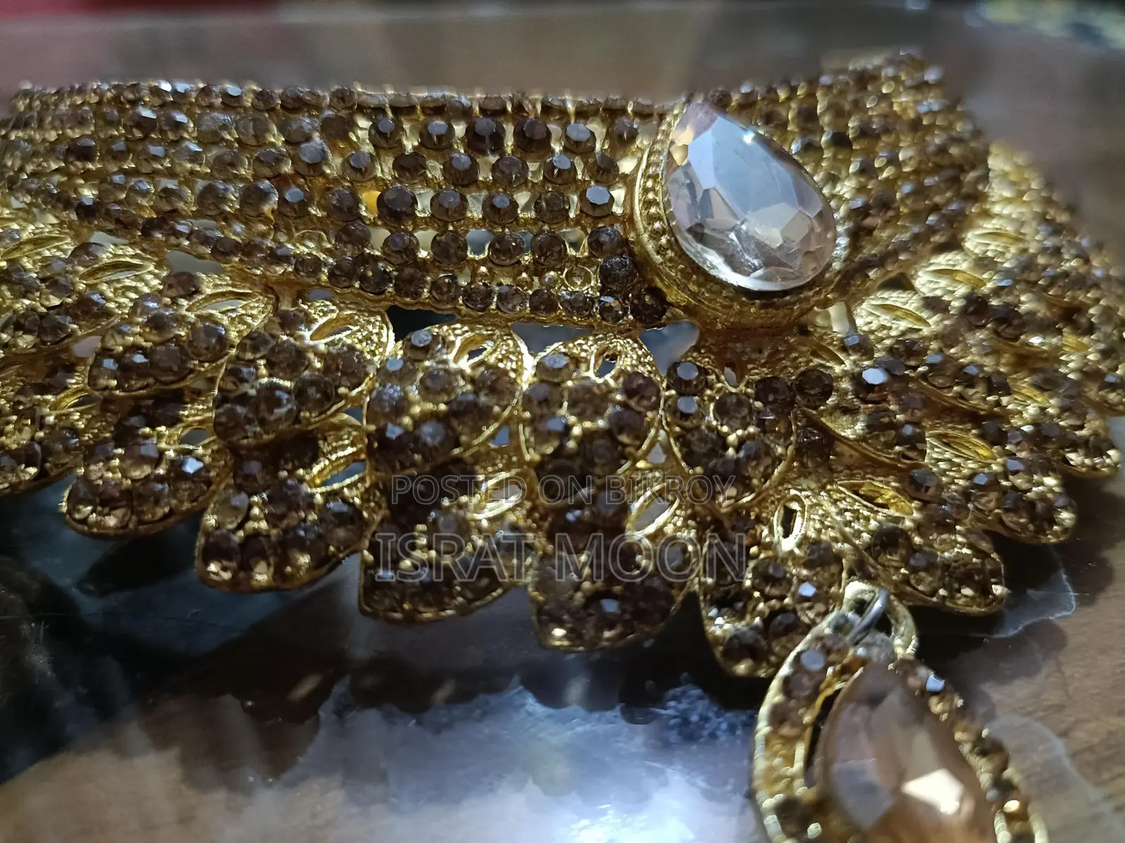 Beautiful Jewellery For Sale. Perfect Party Look.