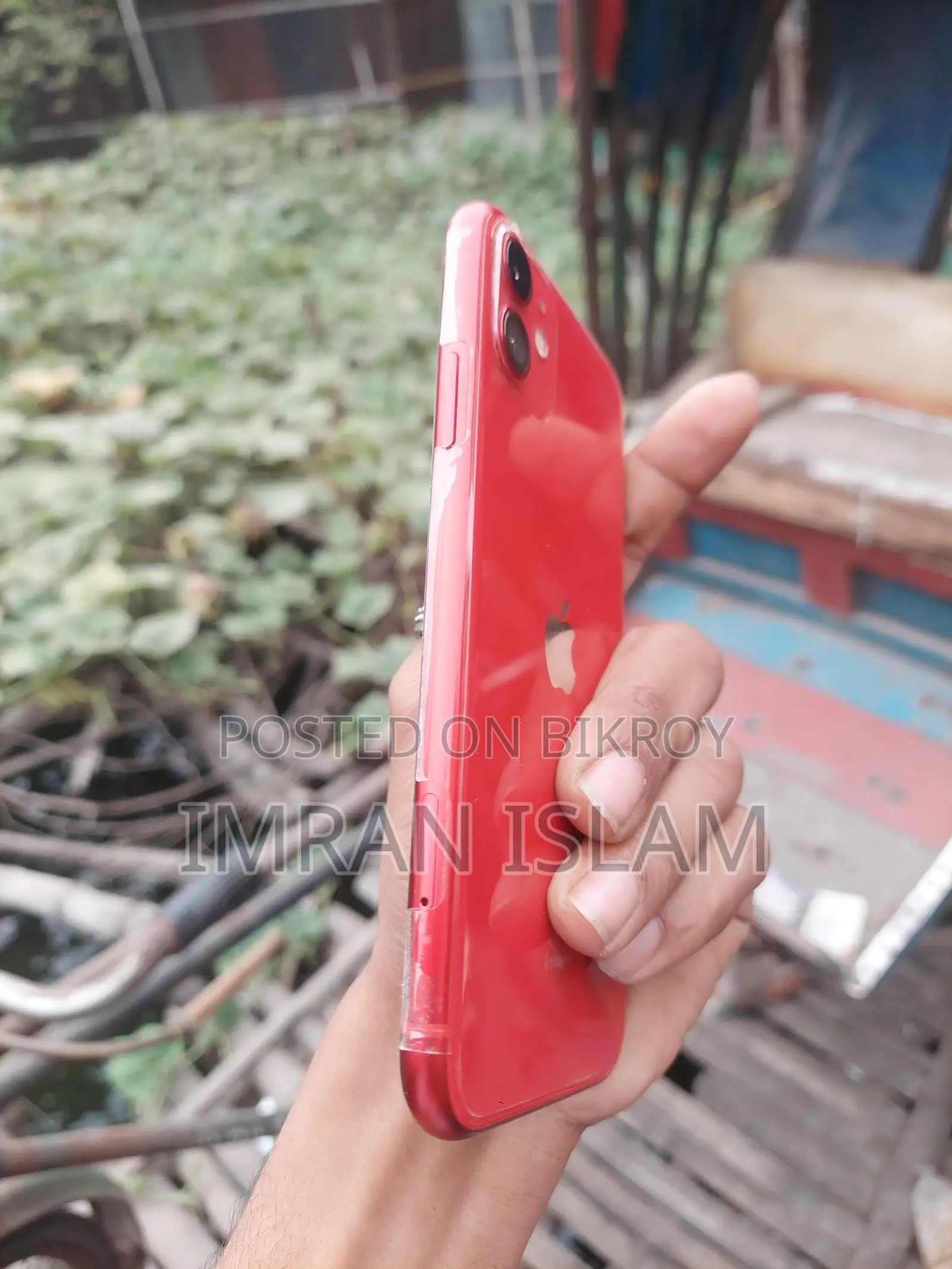 Apple iPhone 11 (Used)