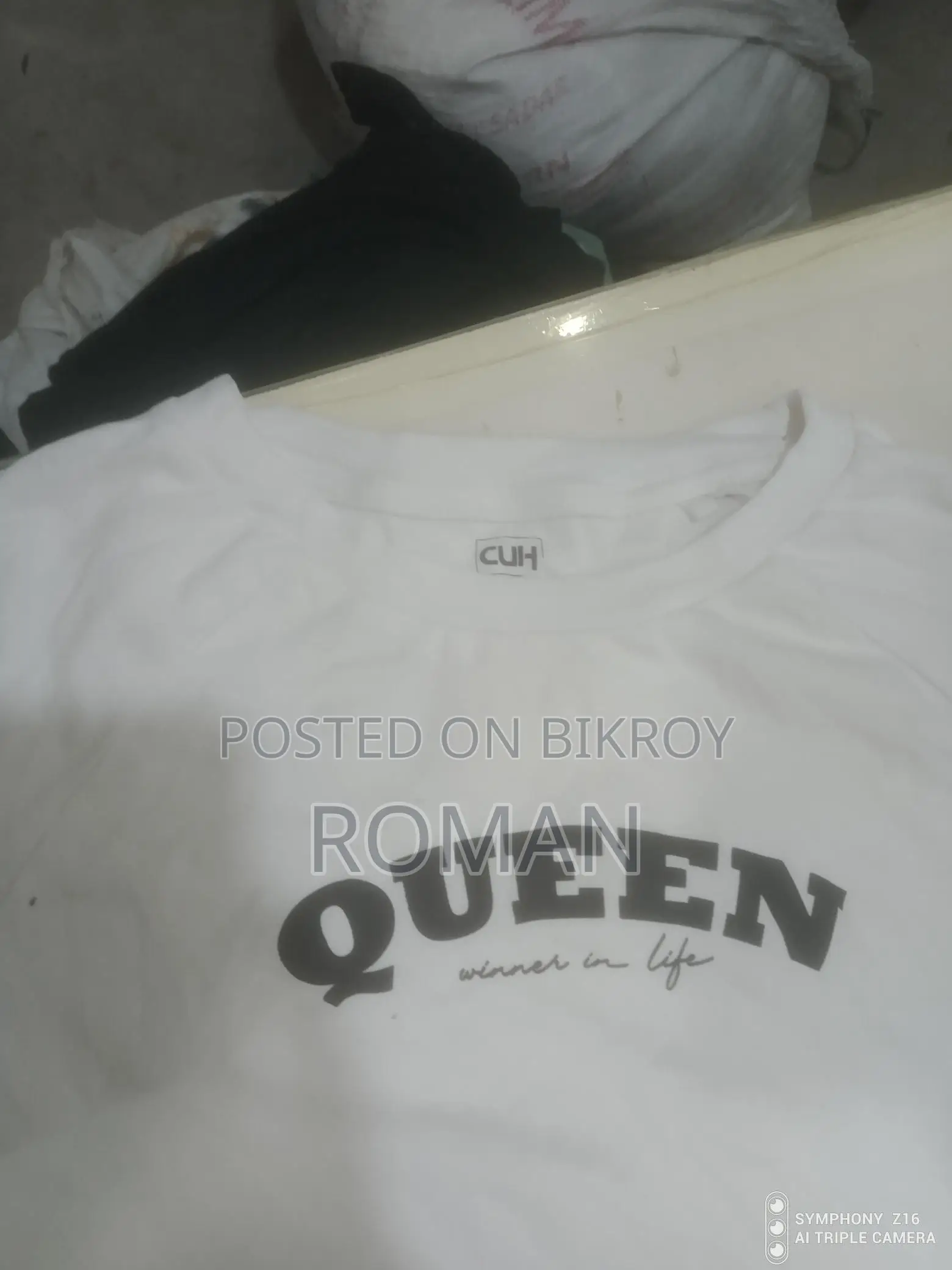 T-Shirt