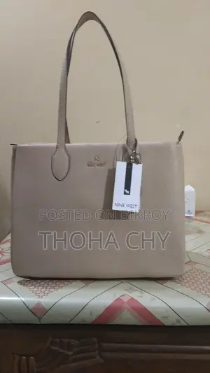 Nine West's Shoulder Bag Brand New! Exported for America 🇺🇸
