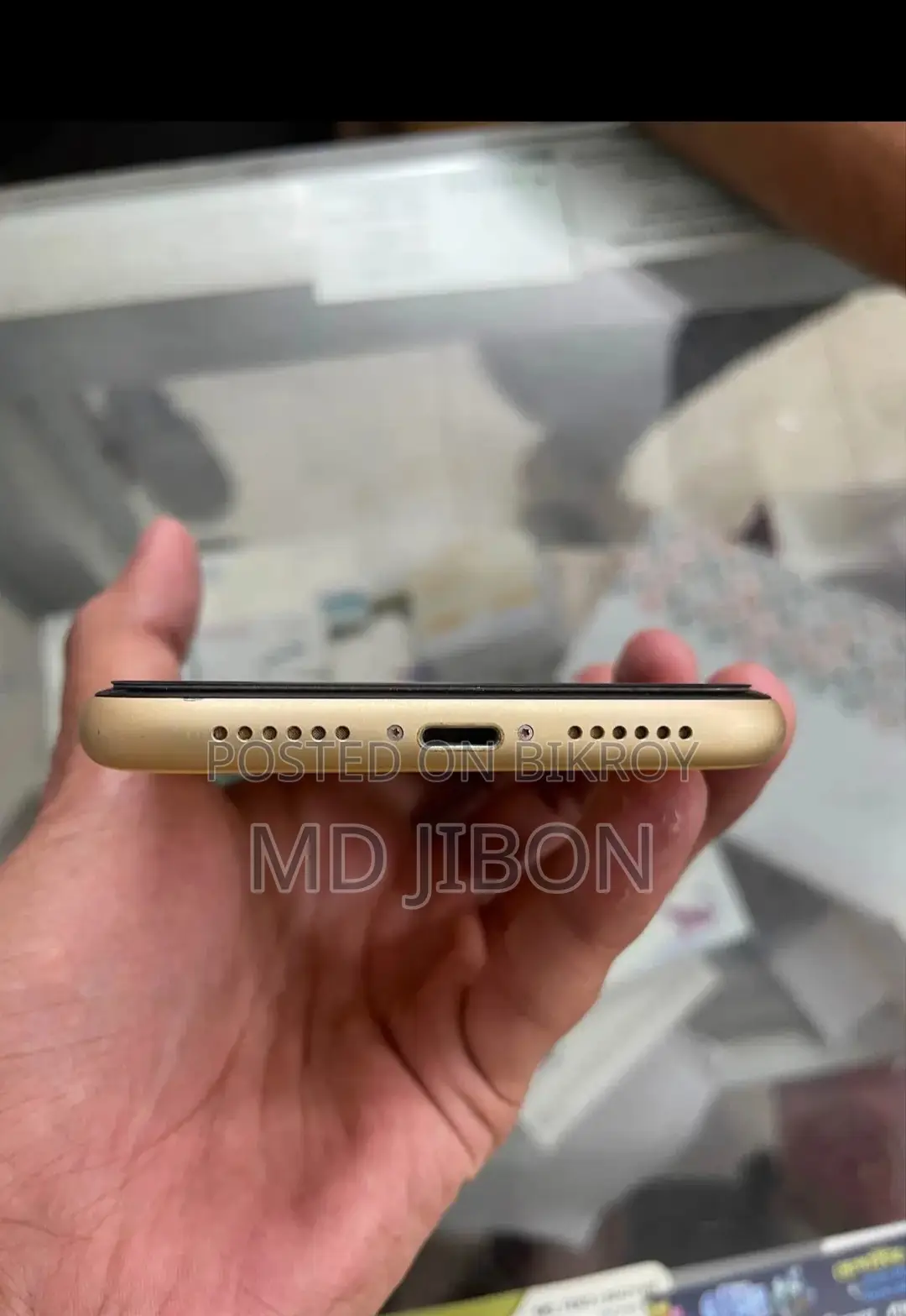 Apple iPhone XR (Used)