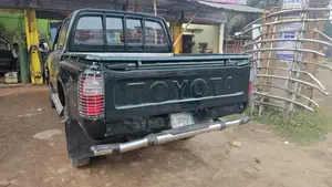 Toyota Hilux 2005