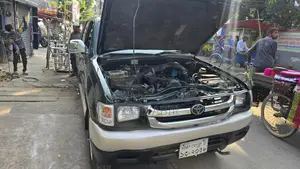 Toyota Hilux 2005