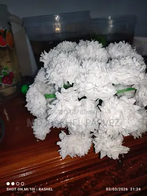 Flowers made with tissue