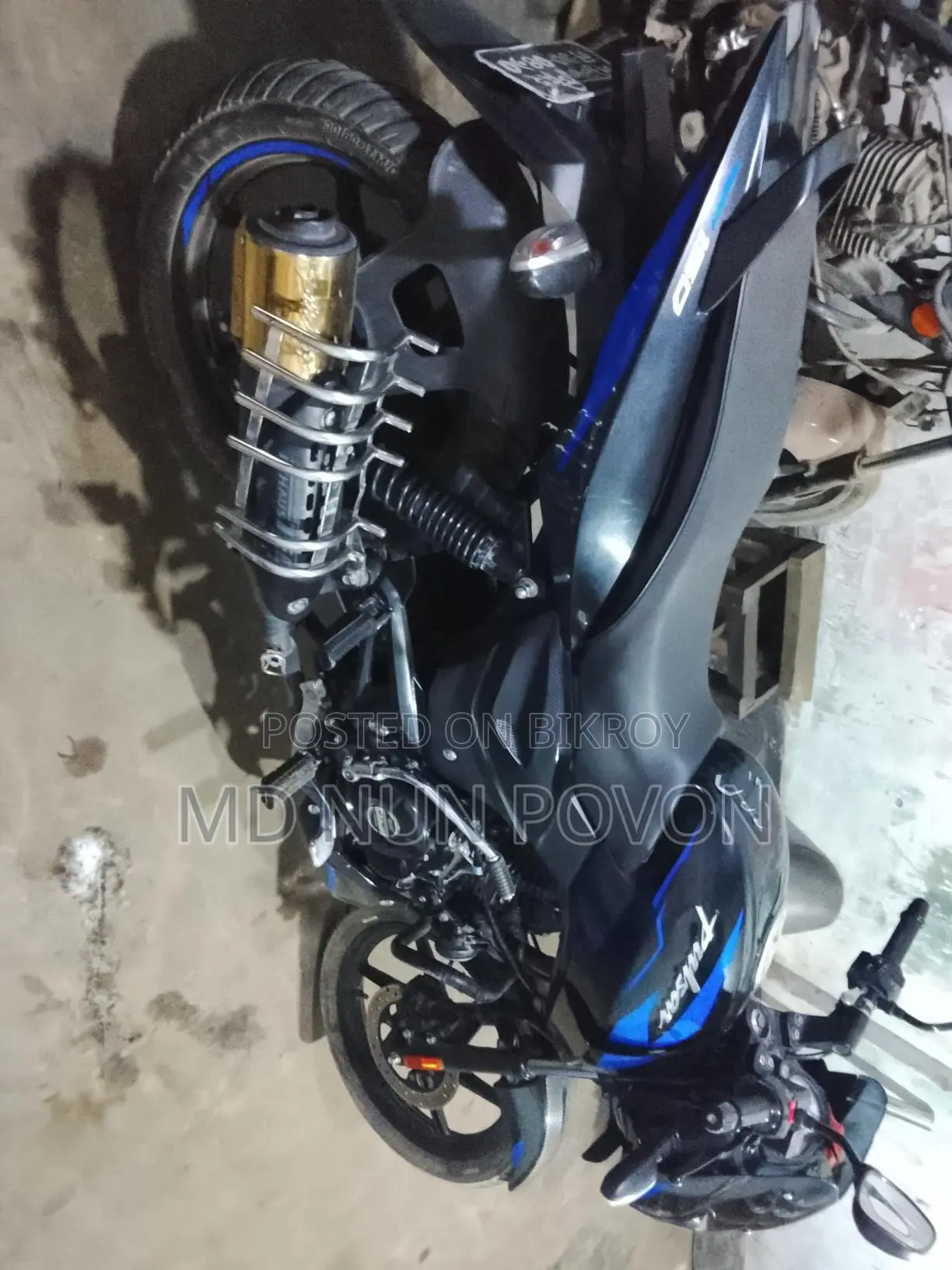 Bajaj Pulsar 150 . 2024