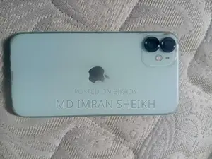 Apple iPhone 11 . (Used)