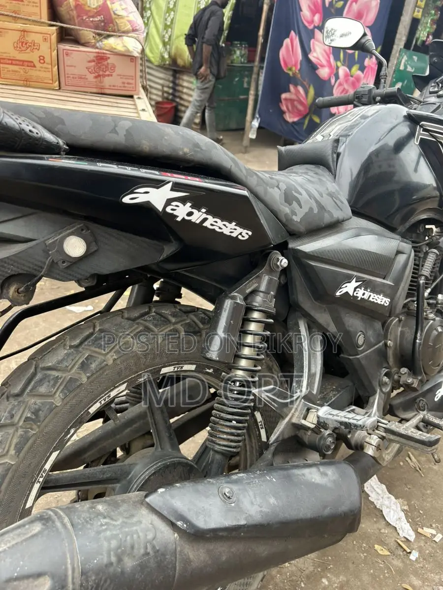 TVS Apache RR 310 . 2017