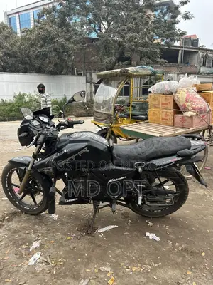 TVS Apache RR 310 . 2017