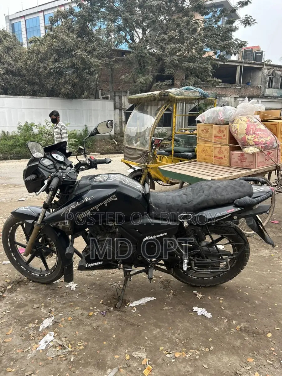 TVS Apache RR 310 . 2017