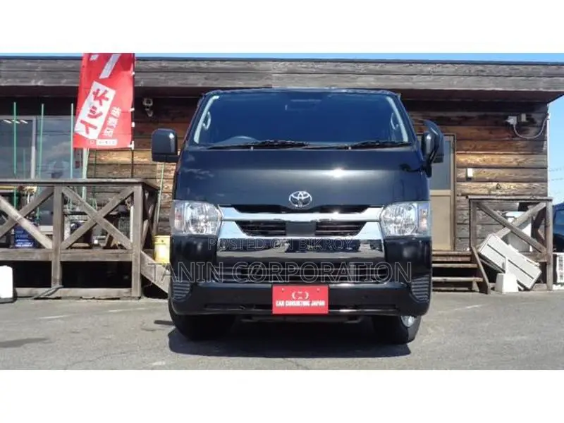 Toyota Hiace GL DUAL AC. 2020