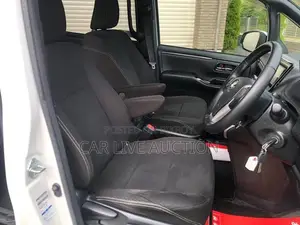 Toyota Esquire Non Hybrid 2021