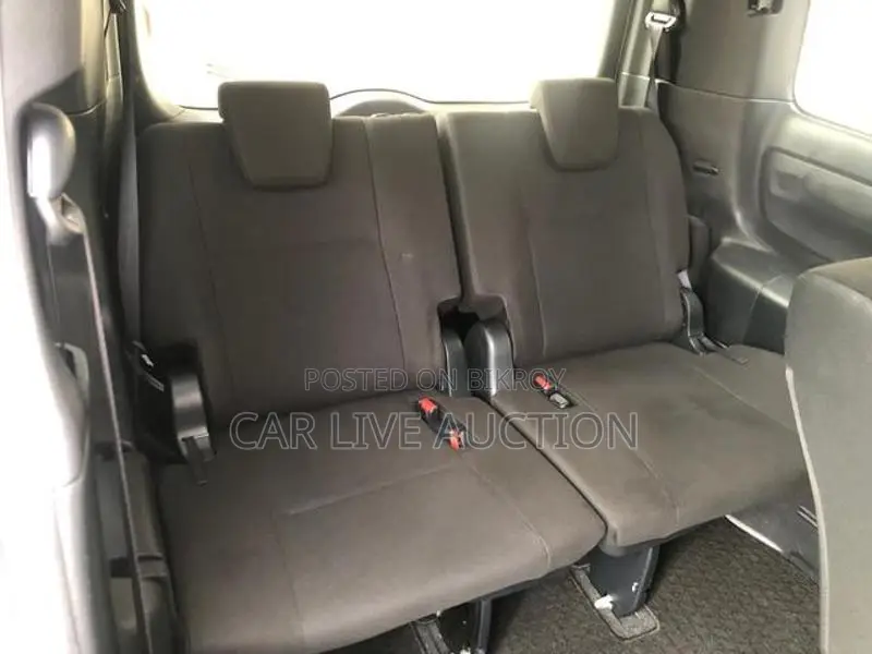 Toyota Esquire Non Hybrid 2021