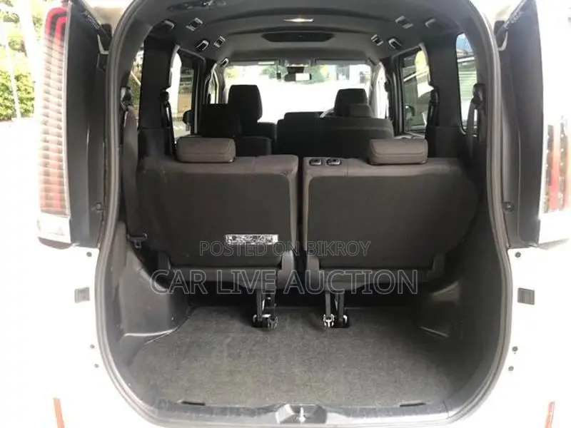 Toyota Esquire Non Hybrid 2021