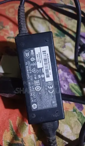 HP Hewlett-Packard Original Charger