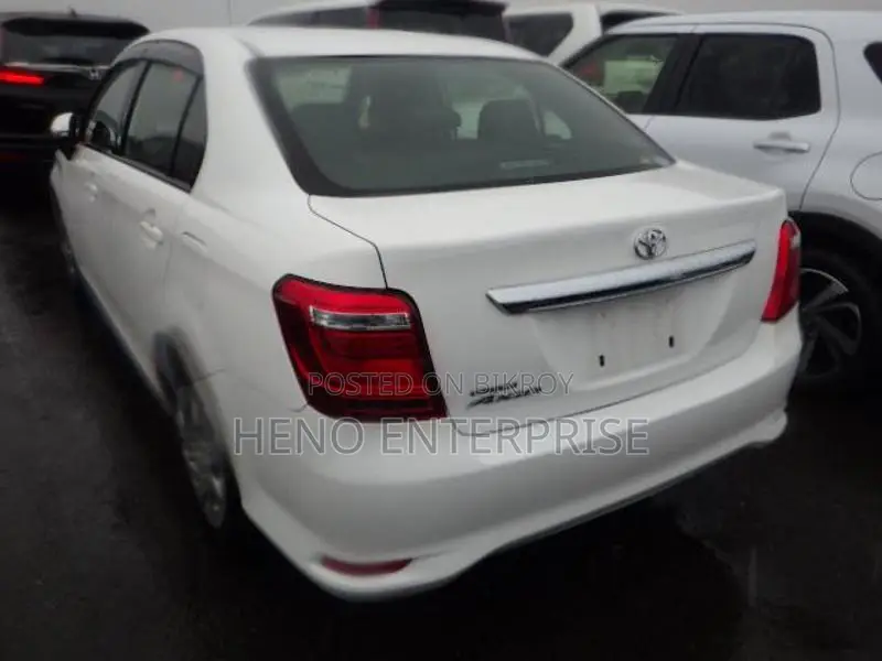 Toyota Axio Hybrid/Octane 2020