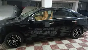 টয়োটা অ্যালিয়ন ২০১৬ কালো