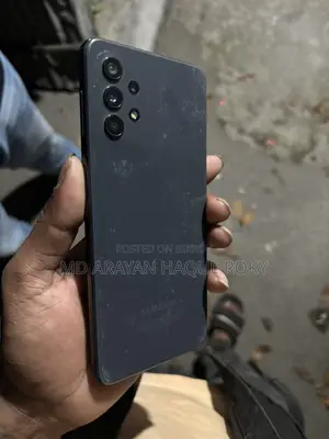 Samsung Galaxy A32 . (Used)