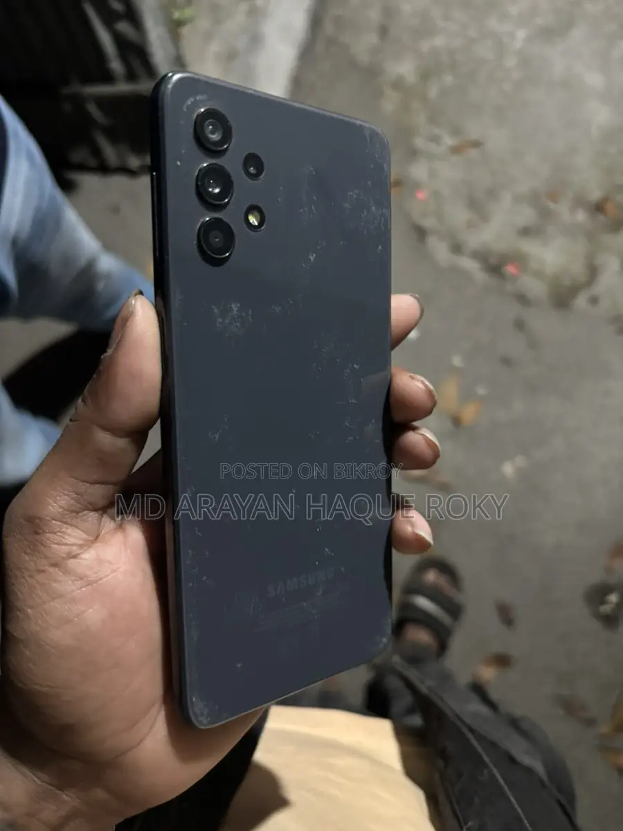 Samsung Galaxy A32 . (Used)