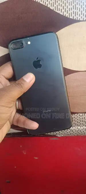 Apple iPhone 7 Plus . (Used)
