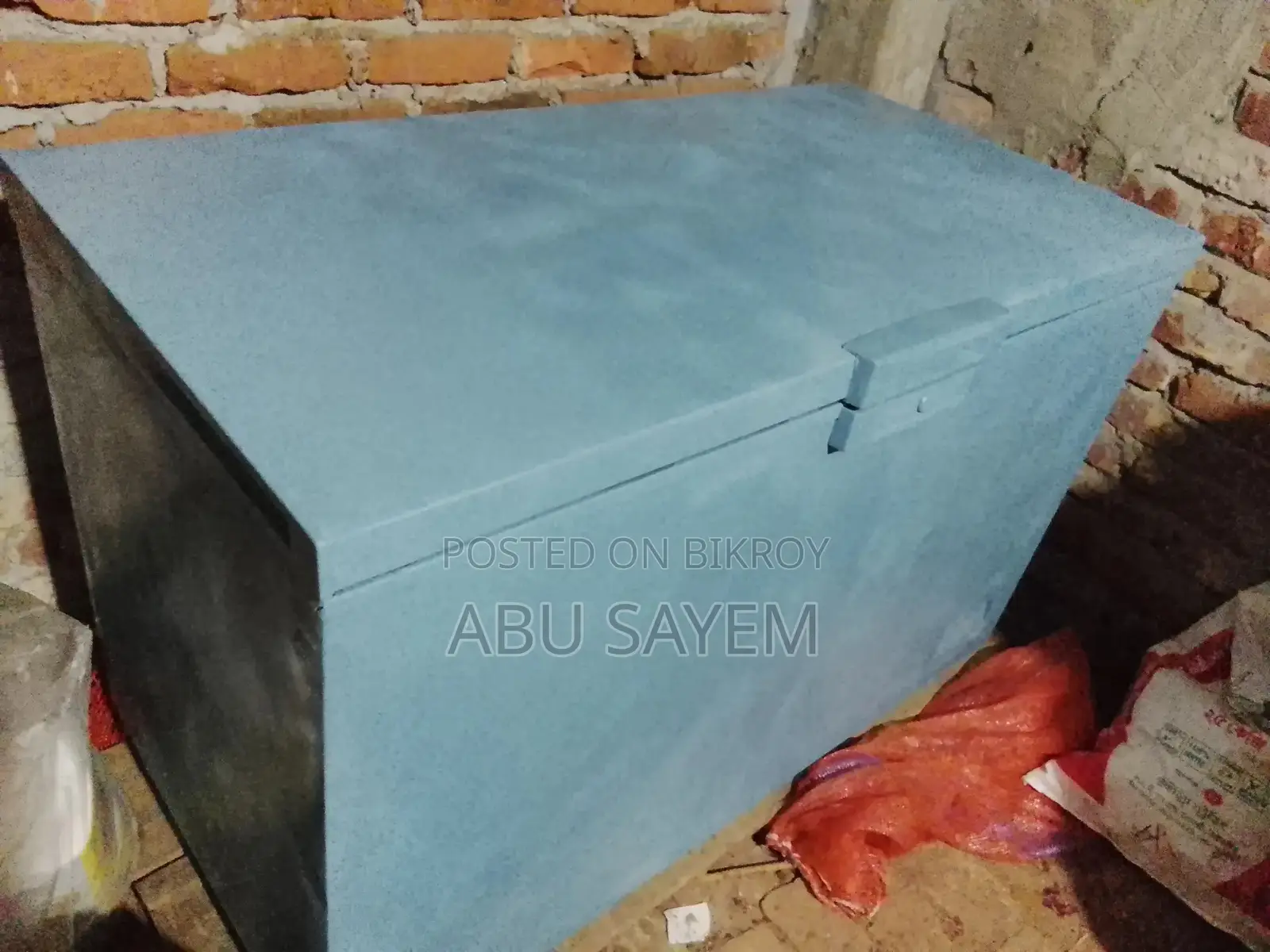 Selling fridge