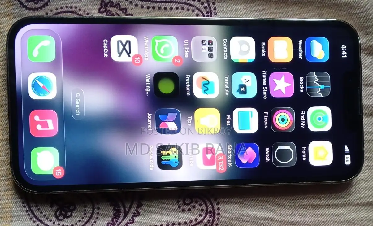 Apple iPhone 13 (Used)